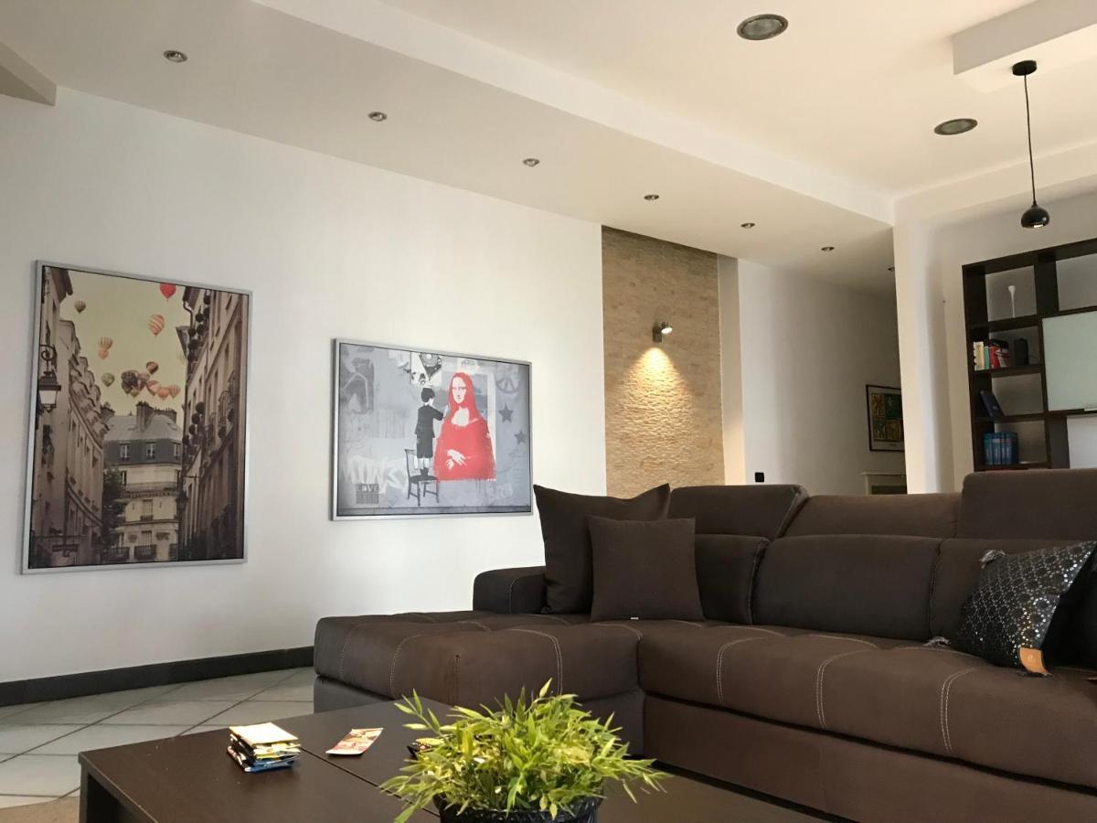 Sky And Green Luxury Apartament 보스코리알레 외부 사진