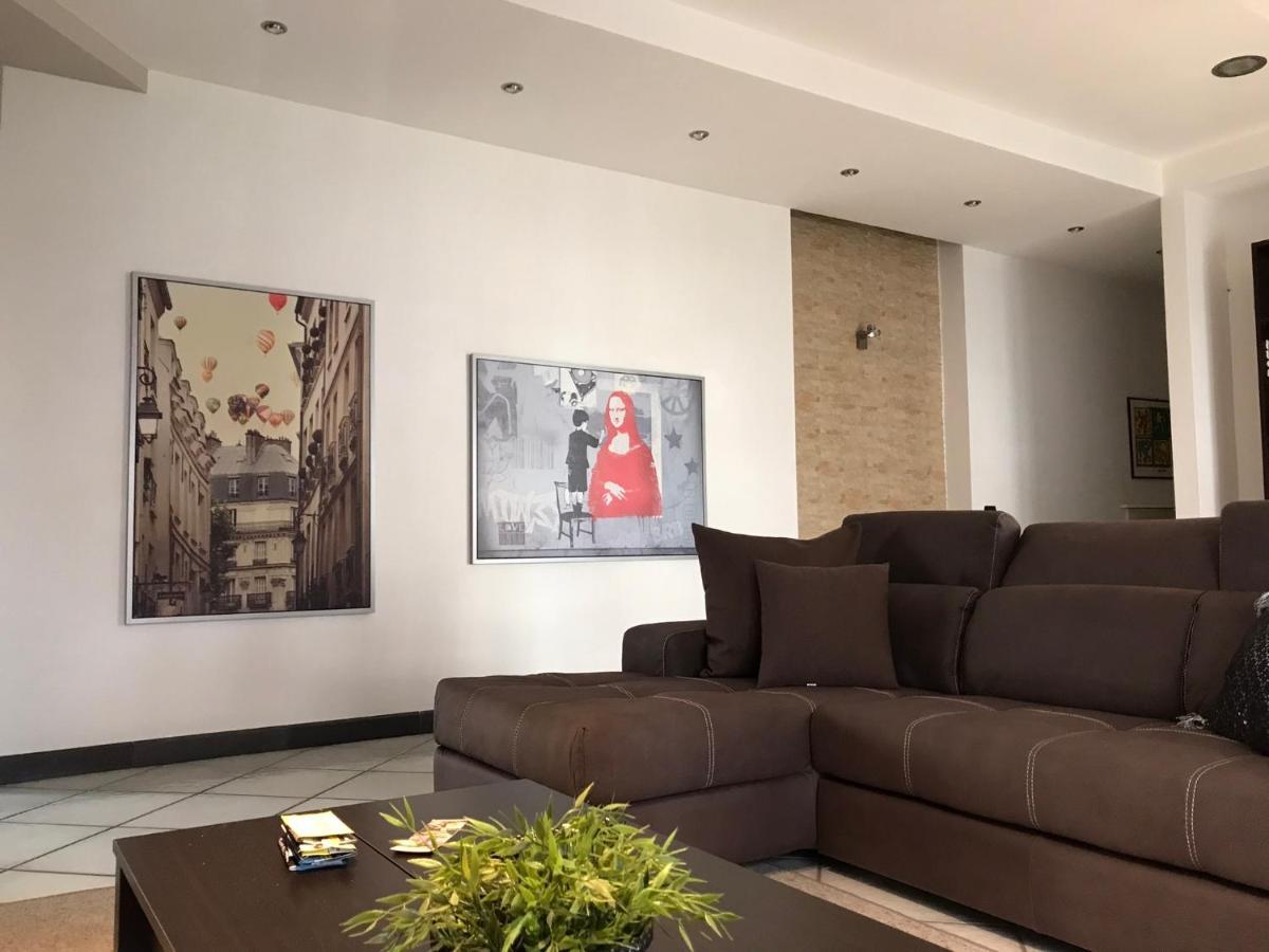 Sky And Green Luxury Apartament 보스코리알레 외부 사진